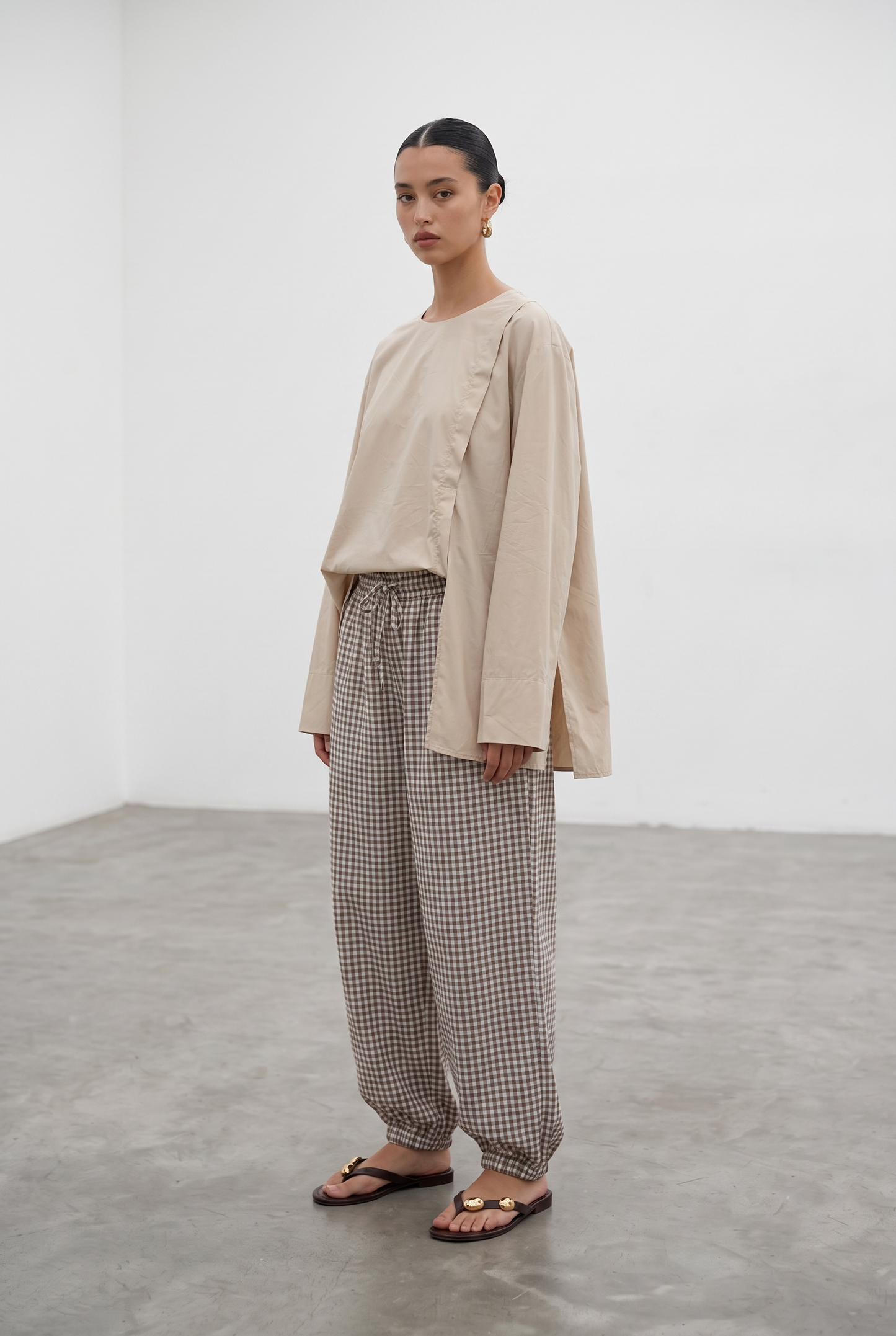Le pantalon ballon Vichy taupe