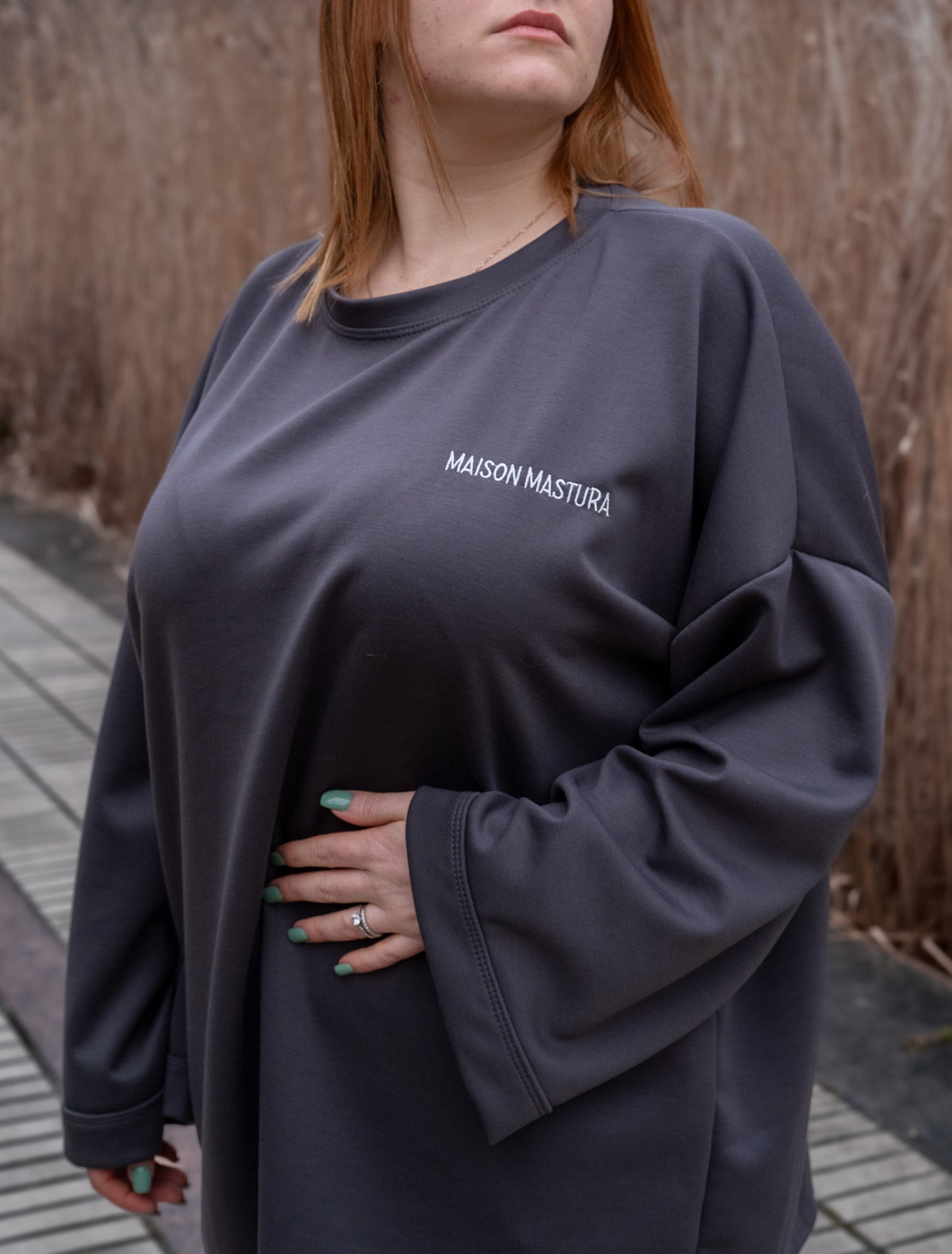Le t shirt gris anthracite