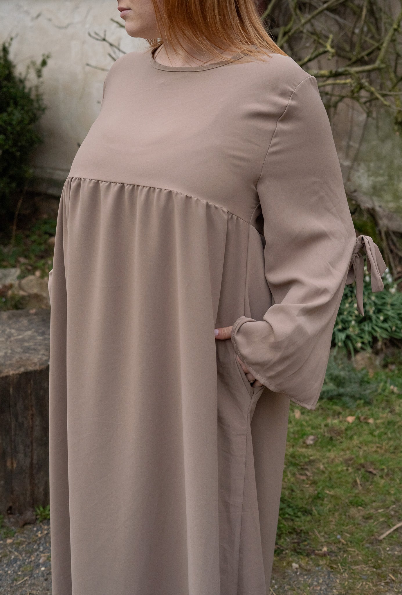 La robe fluide taupe