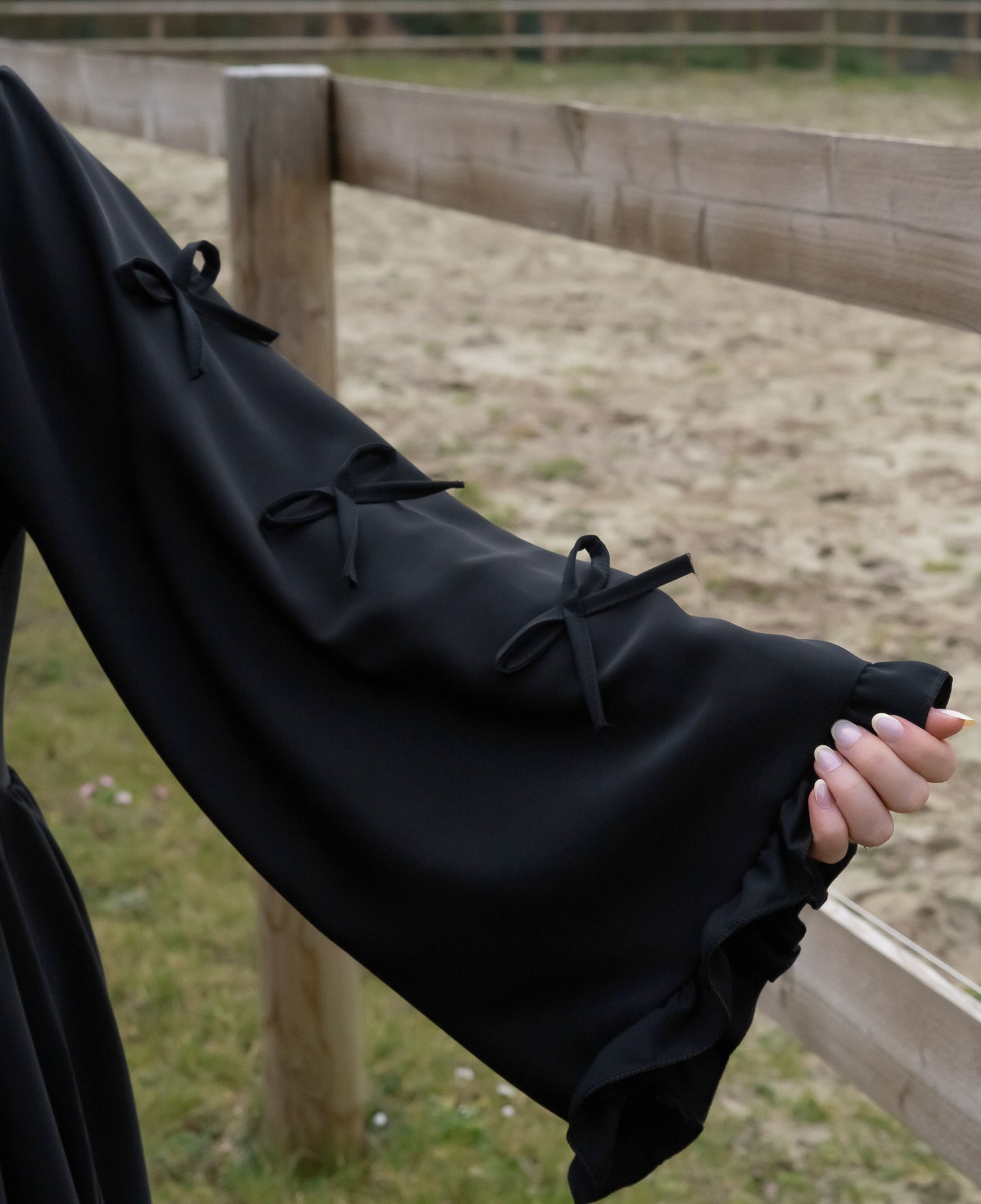 La robe noeuds noir