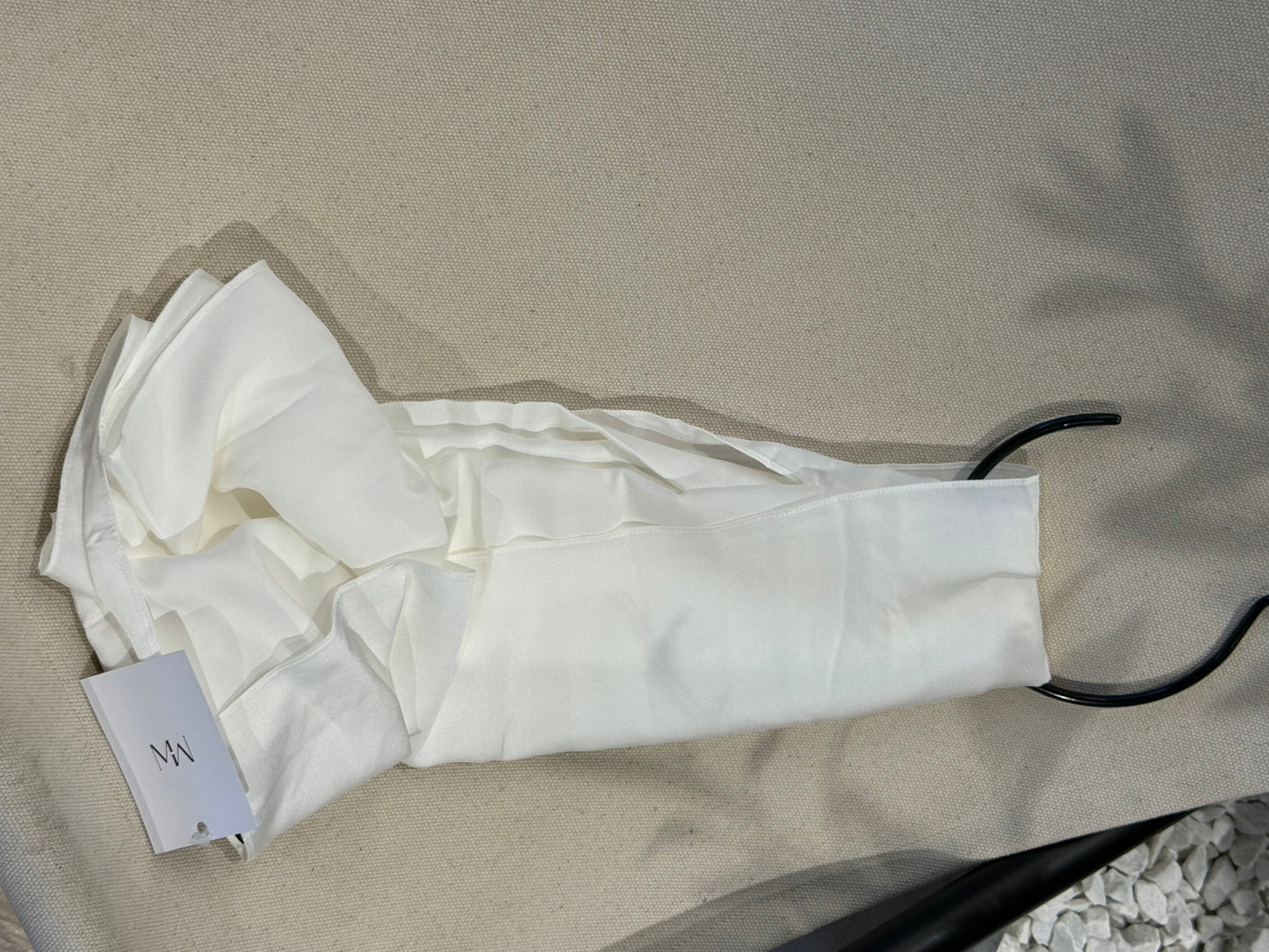 Carré de soie satinée blanc