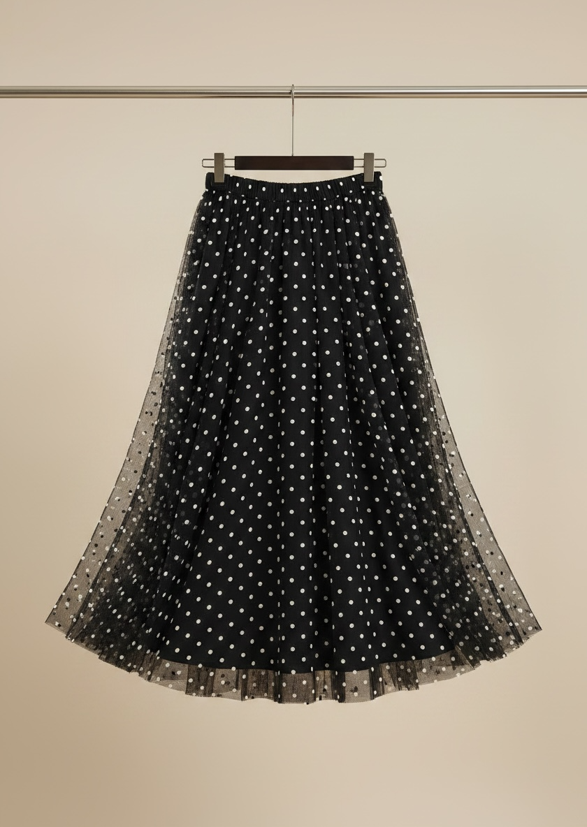La jupe tulle petit pois noir