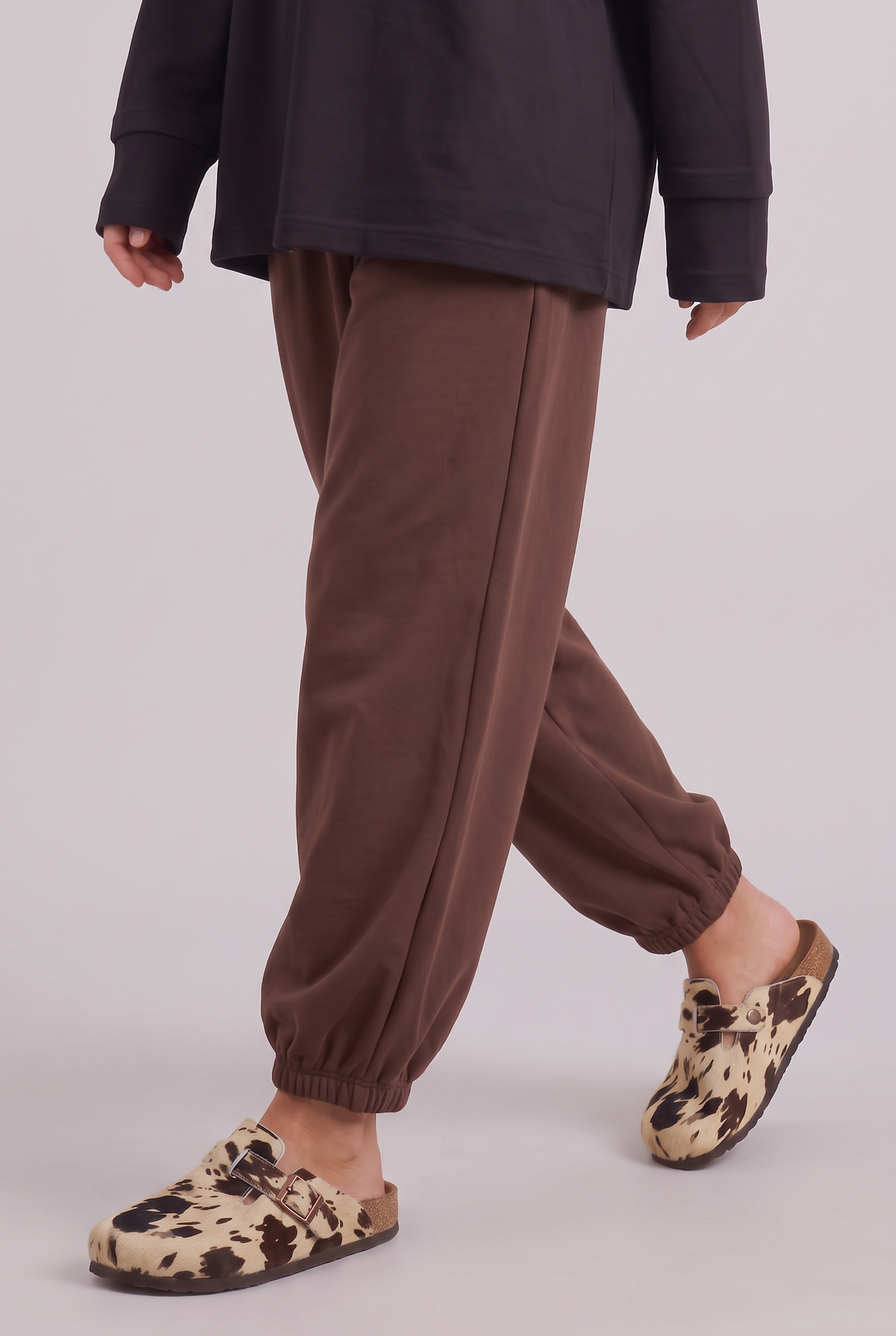 Le pantalon essentiel chocolat