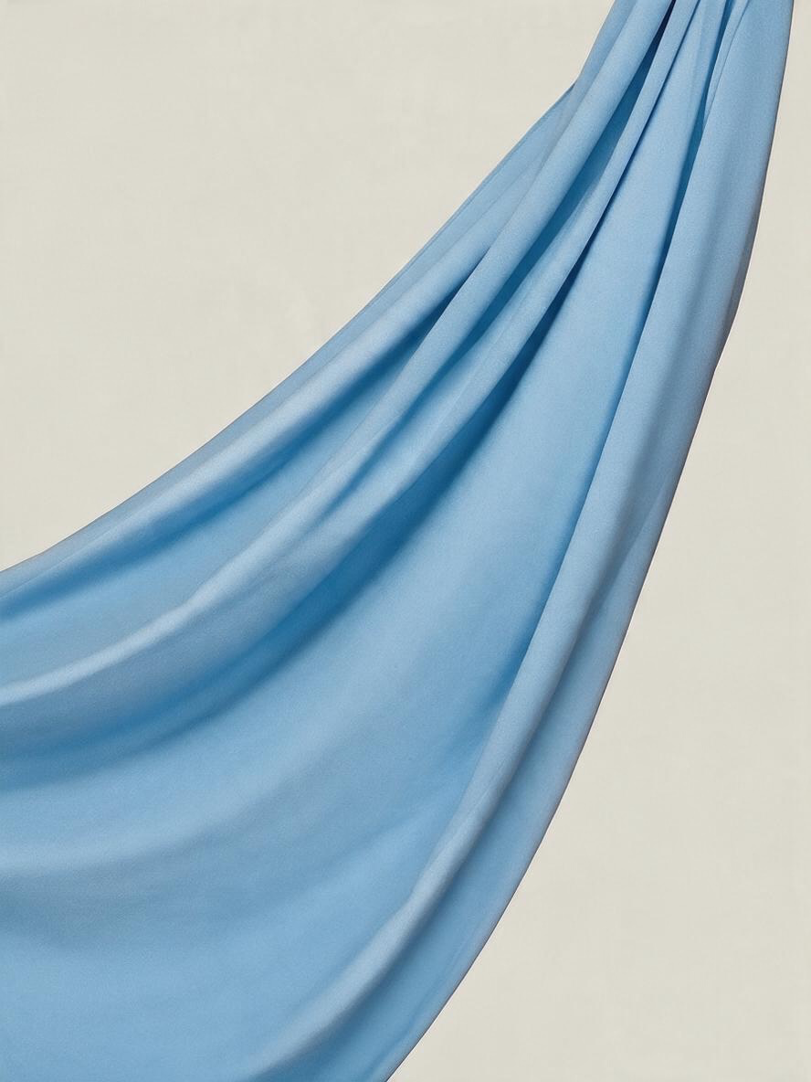 Le air plume bleu ciel