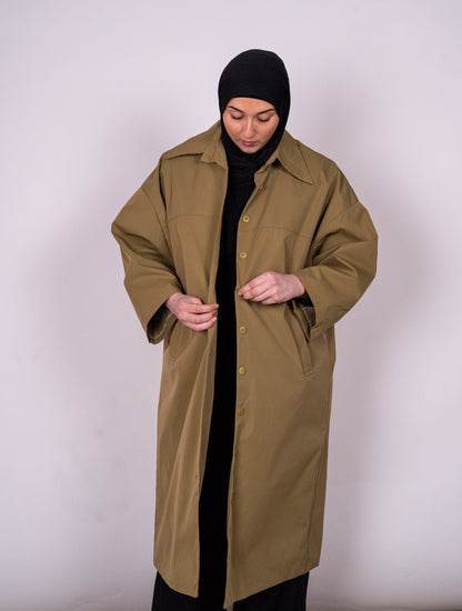 L'imperméable olive