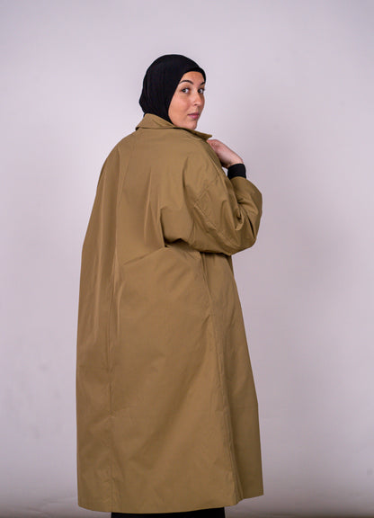 L'imperméable olive