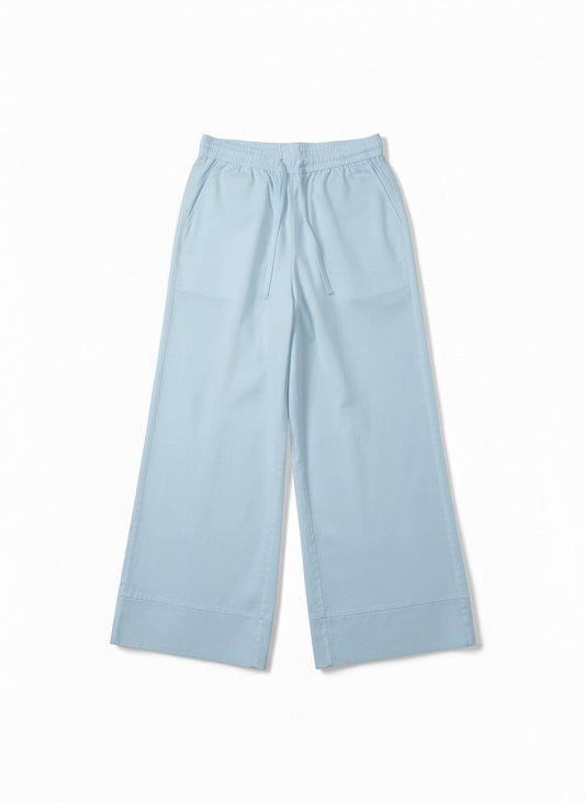 Le pantalon basique bleu