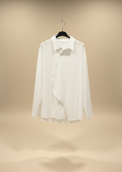 La chemise asymétrique blanche