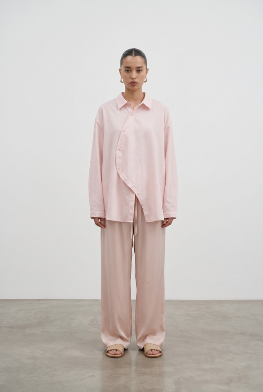 La chemise asymétrique rose