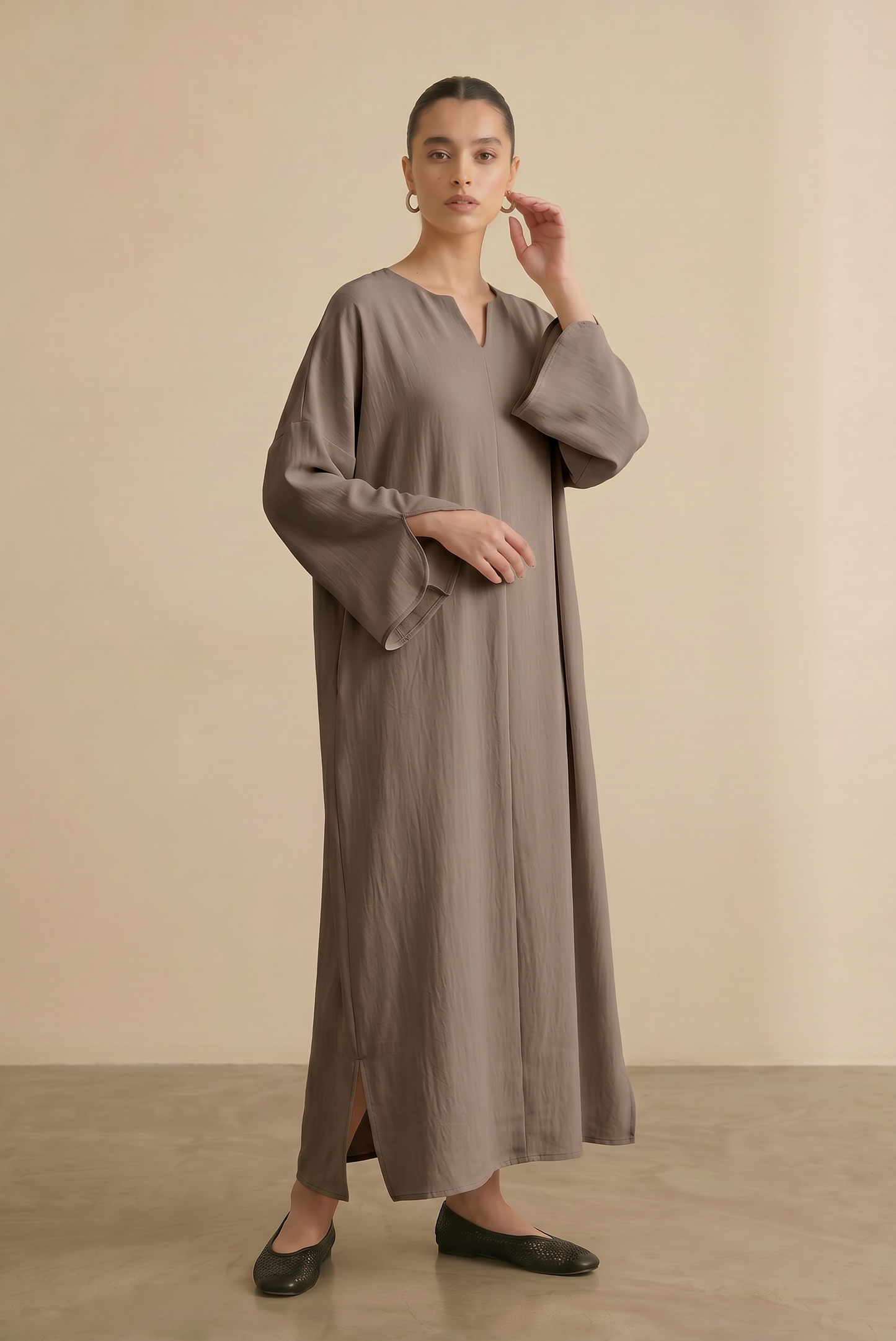 La robe epure taupe