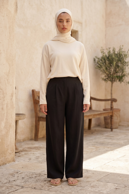 Le pantalon en lin noir
