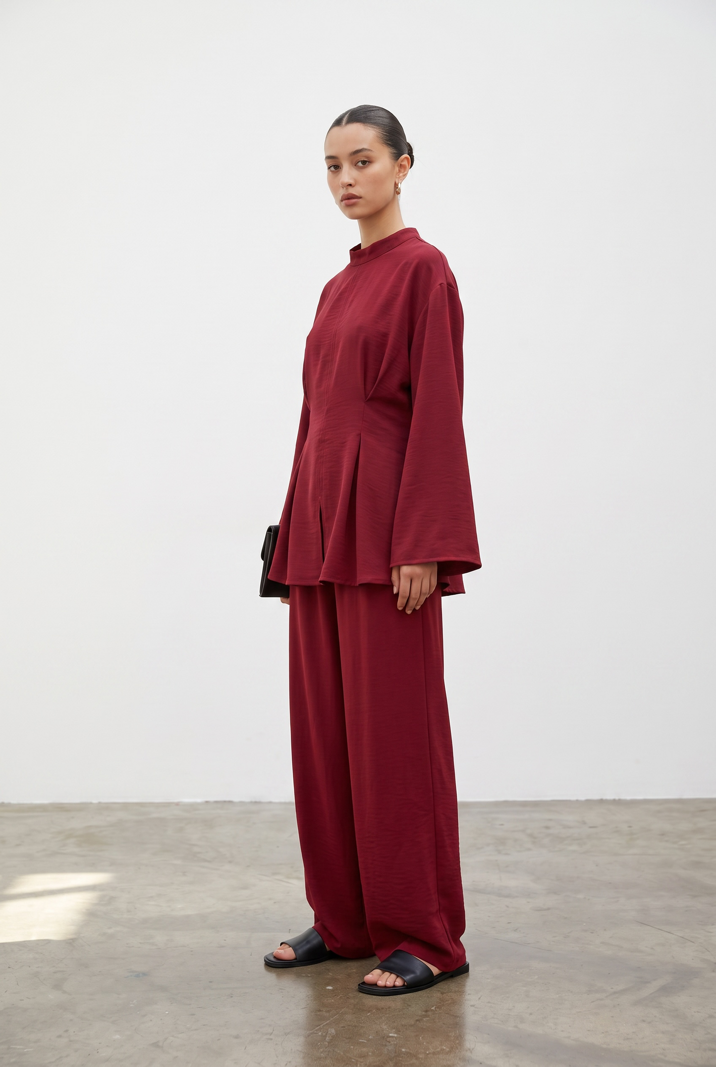 L'ensemble cintré burgundy