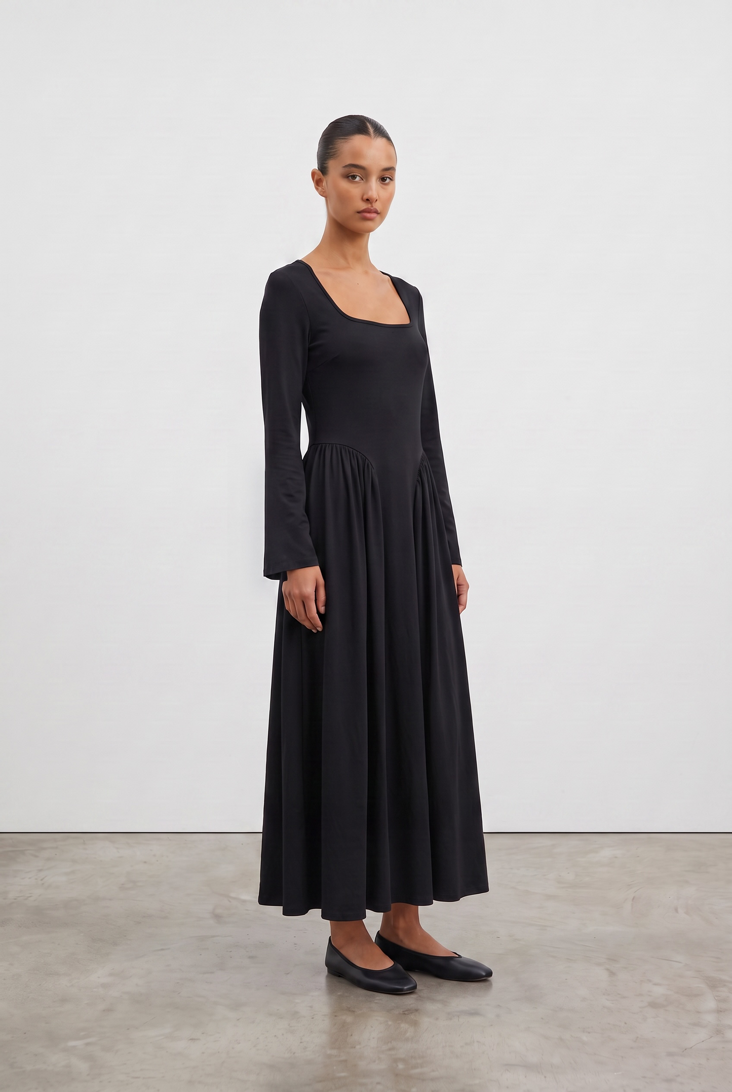 La robe de ville noir