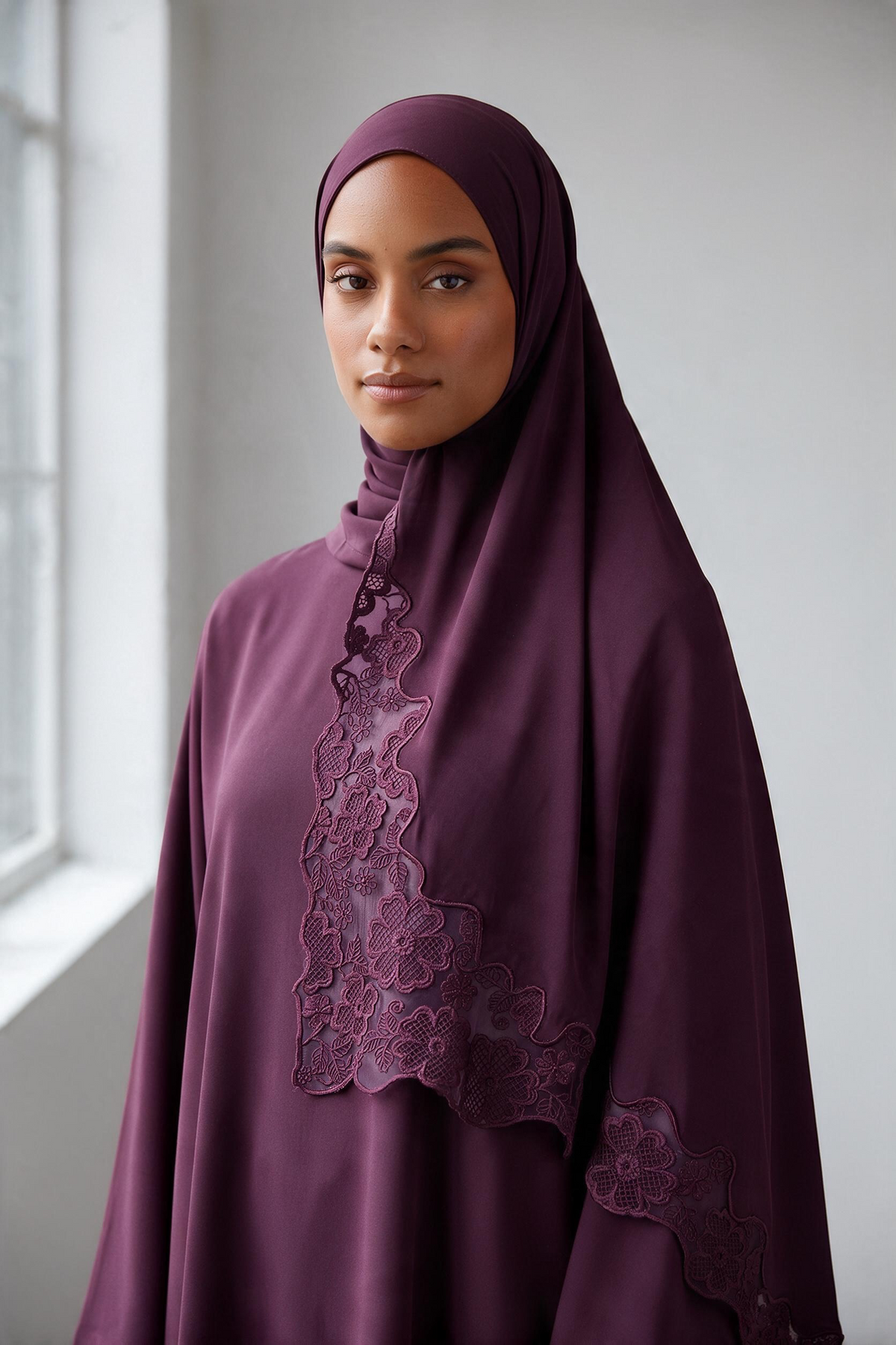 Le jersey dentelle prune
